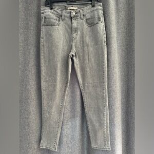 Levi Jeans🍁🍁🍁